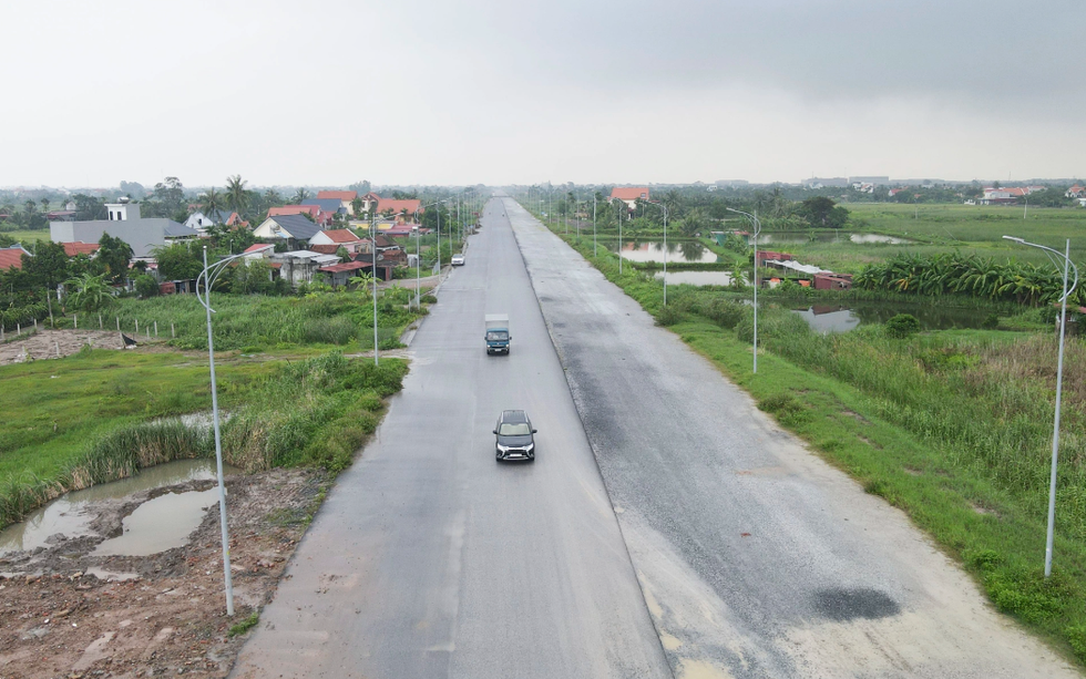 Thành phố nhỏ nhất cả nước sau sáp nhập chi hơn 11.000 tỷ ‘giải cứu’ tuyến đường ven biển ‘đắp chiếu’ nhiều năm