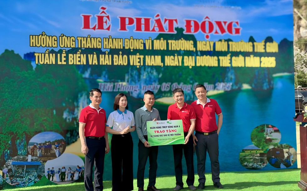 Cán bộ nhân viên SeABank chung tay làm sạch 11 bãi biển vì môi trường xanh