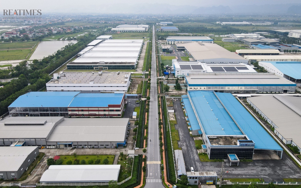 Bất động sản công nghiệp 2 miền Bắc - Nam giữ nhịp phục hồi