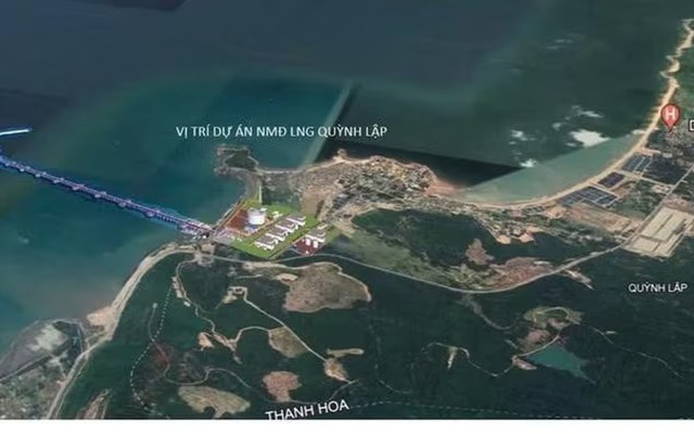 Tín hiệu mới cho nhà máy điện lớn bậc nhất Bắc Trung Bộ, đón tàu 100.000 tấn cập cảng