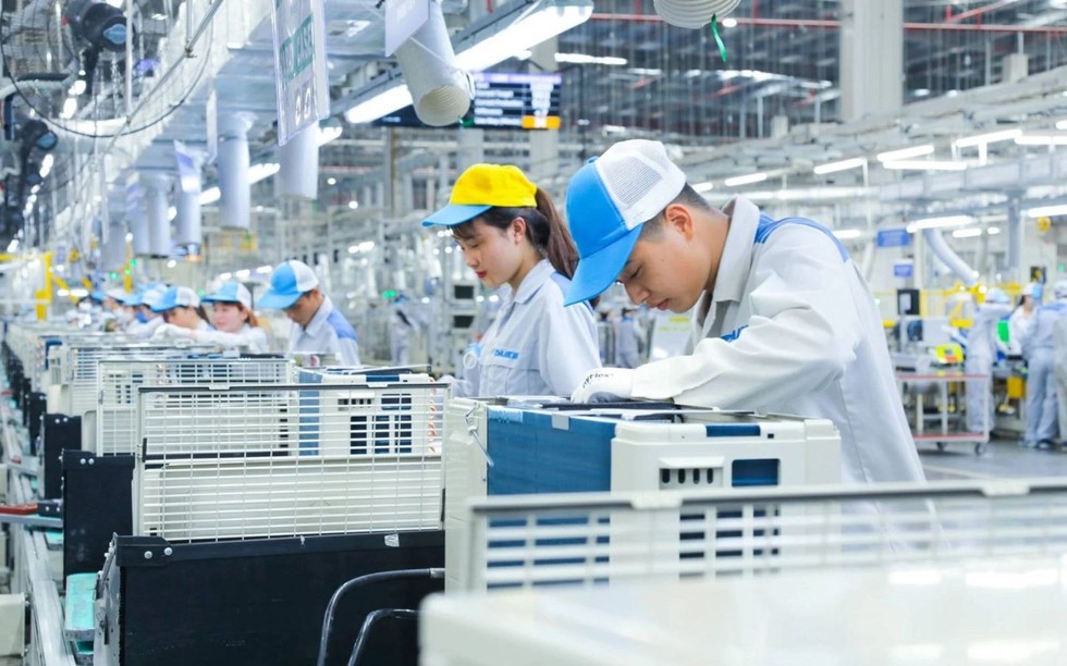 Dòng vốn FDI tiếp tục tích cực, doanh nghiệp bất động sản công nghiệp nào sẽ hưởng lợi?