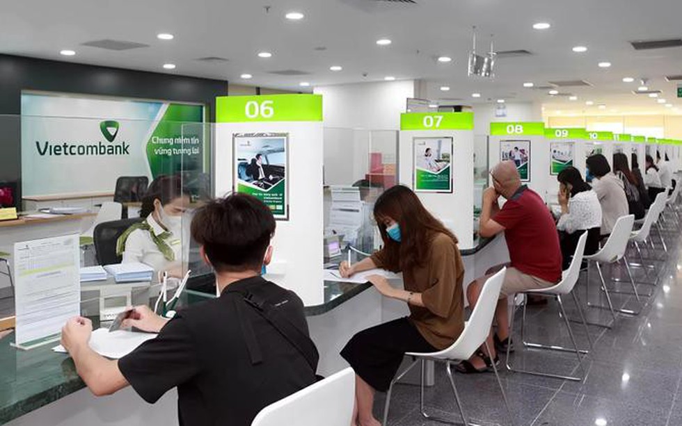 100 triệu gửi ngân hàng Vietcombank lãi suất bao nhiêu hiện nay?