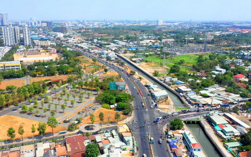 Đón vận hội mới, 'sóng' đầu tư dồn về Đông Bắc TP.HCM săn bất động sản mặt tiền