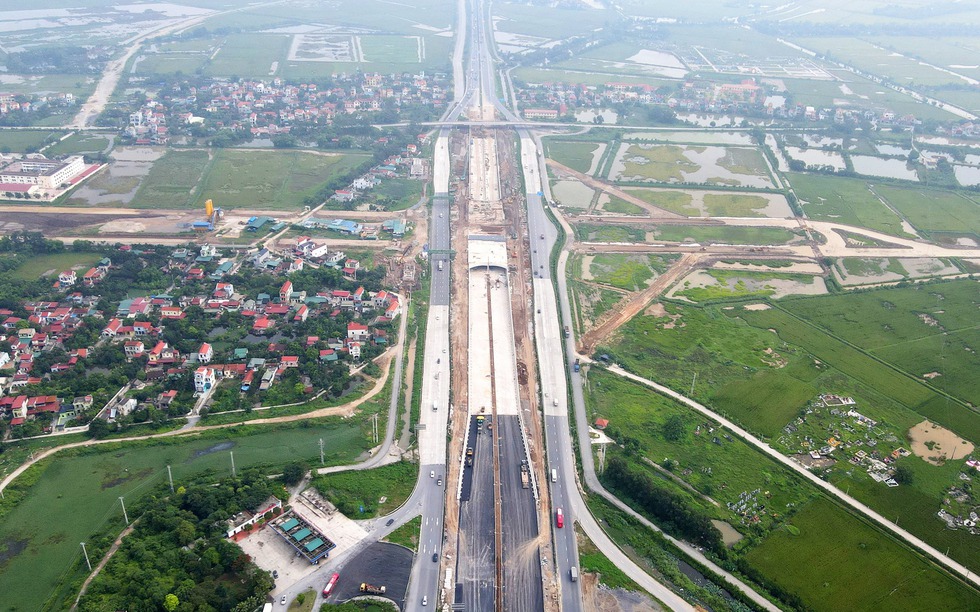 Trong tháng 6, sẽ thông hầm nút giao 1.400 tỷ trên cao tốc qua tỉnh nhỏ thứ 2 Việt Nam