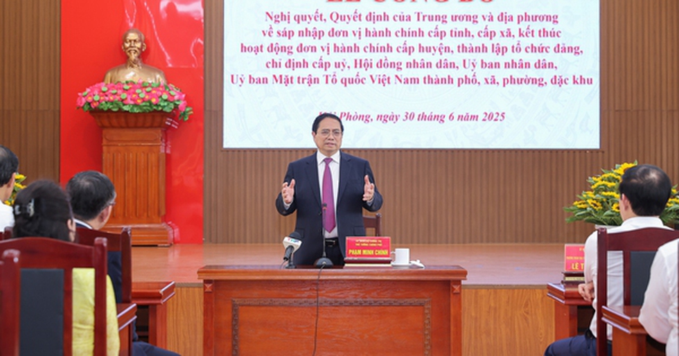 Thủ tướng: Tuyệt đối không để người dân "sợ hay ngại" khi đến cơ quan công quyền