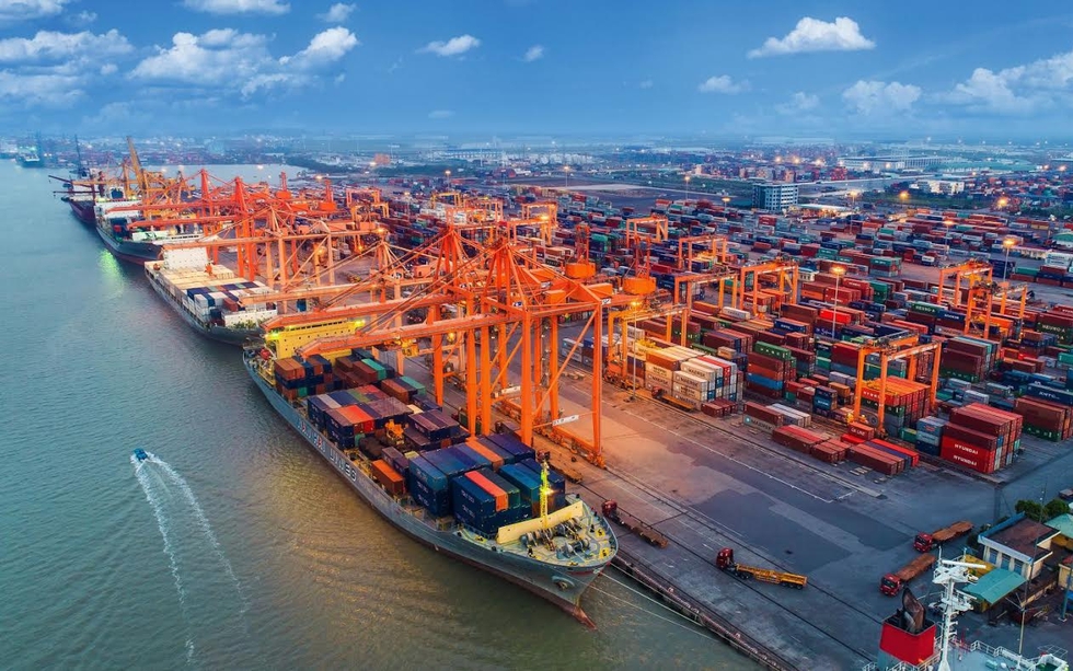 Xuất nhập khẩu hàng hóa 5 tháng năm 2025 đạt gần 356 tỷ USD