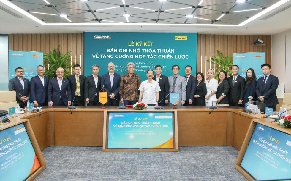 Thay đổi người đại diện phần vốn góp của Maybank tại ABBANK