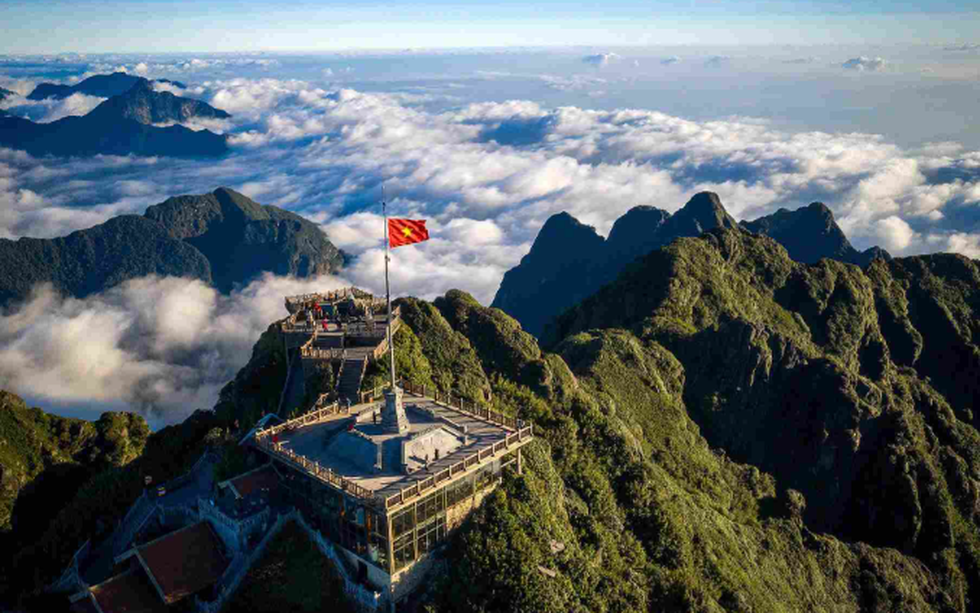 Hôm nay, thị xã lọt top đẹp nhất thế giới của Việt Nam chính thức ngừng hoạt động