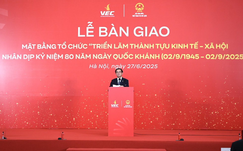 Vingroup bàn giao mặt bằng triển lãm thành tựu kinh tế - xã hội kỷ niệm 80 năm ngày Quốc khánh