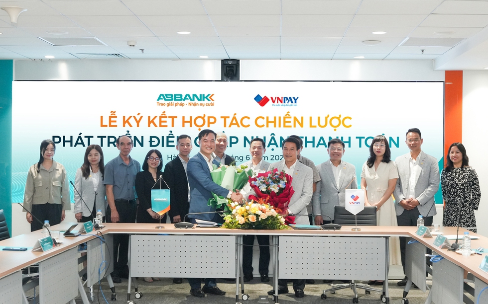 ABBANK và VNPAY hợp tác triển khai gói giải pháp thanh toán số tiện ích tại các điểm thanh toán
