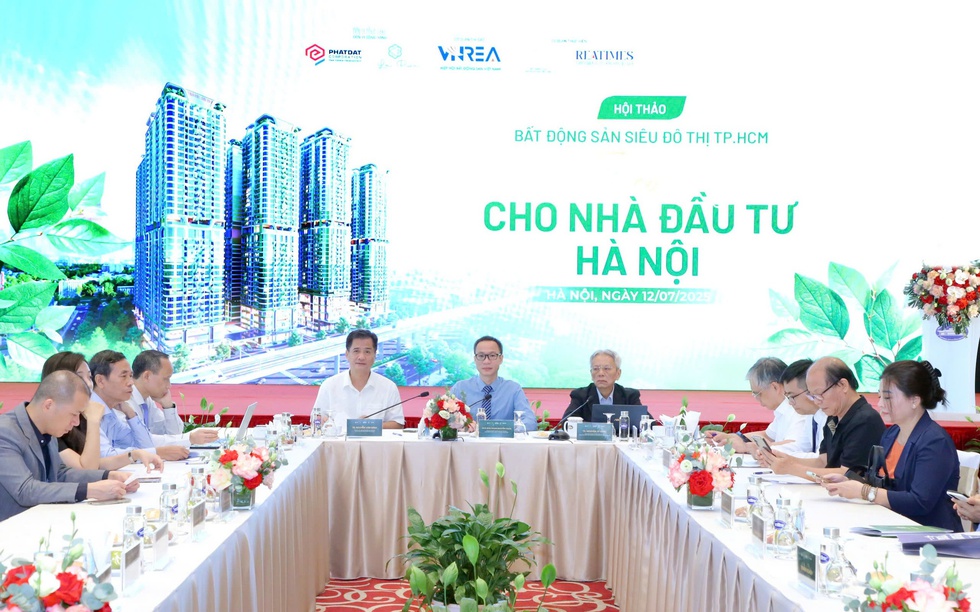 Hội thảo "Bất động sản siêu đô thị TP.HCM: Thời cơ vàng cho nhà đầu tư Hà Nội"