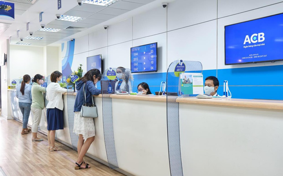 100 triệu gửi ngân hàng ACB lãi suất bao nhiêu năm 2025?