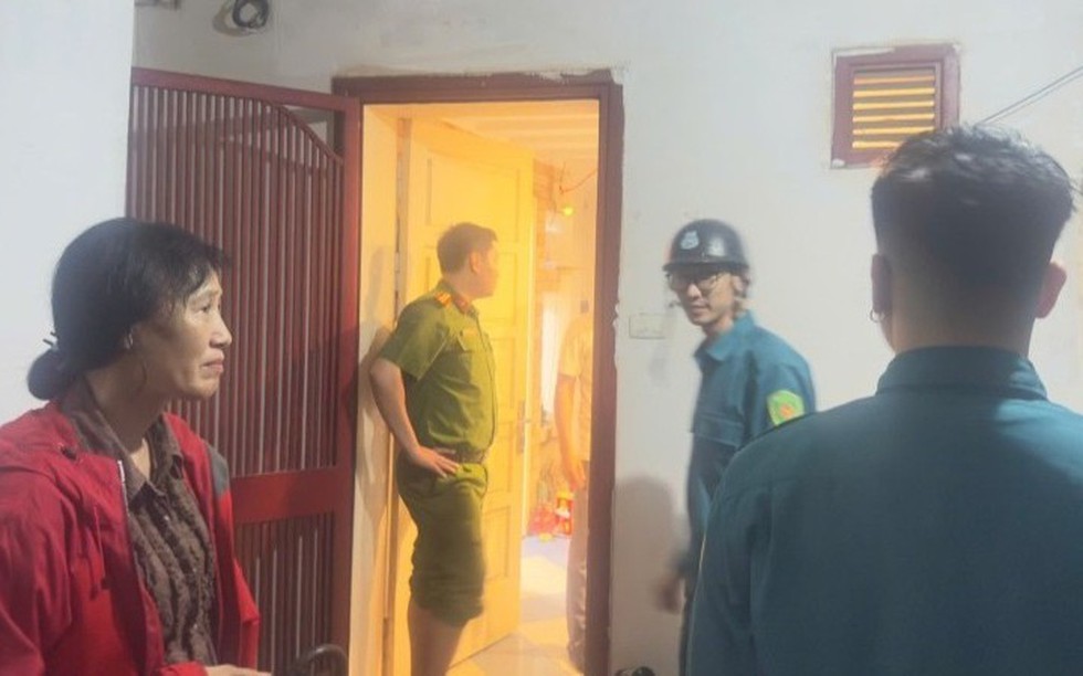 Hà Nội di dời người dân khỏi nhà chung cư nguy hiểm trước bão số 3