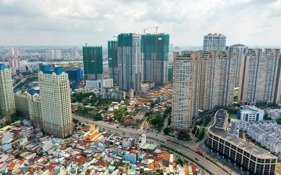 Căn hộ Hà Nội, TP. HCM lập đỉnh giá 10 năm: Thị trường thừa nhà sang, thiếu nhà ở