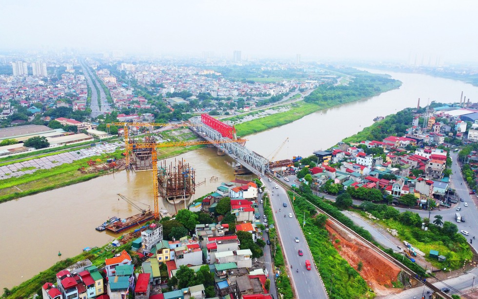 Cận cảnh dự án Cầu Đuống mới thi công dang dở