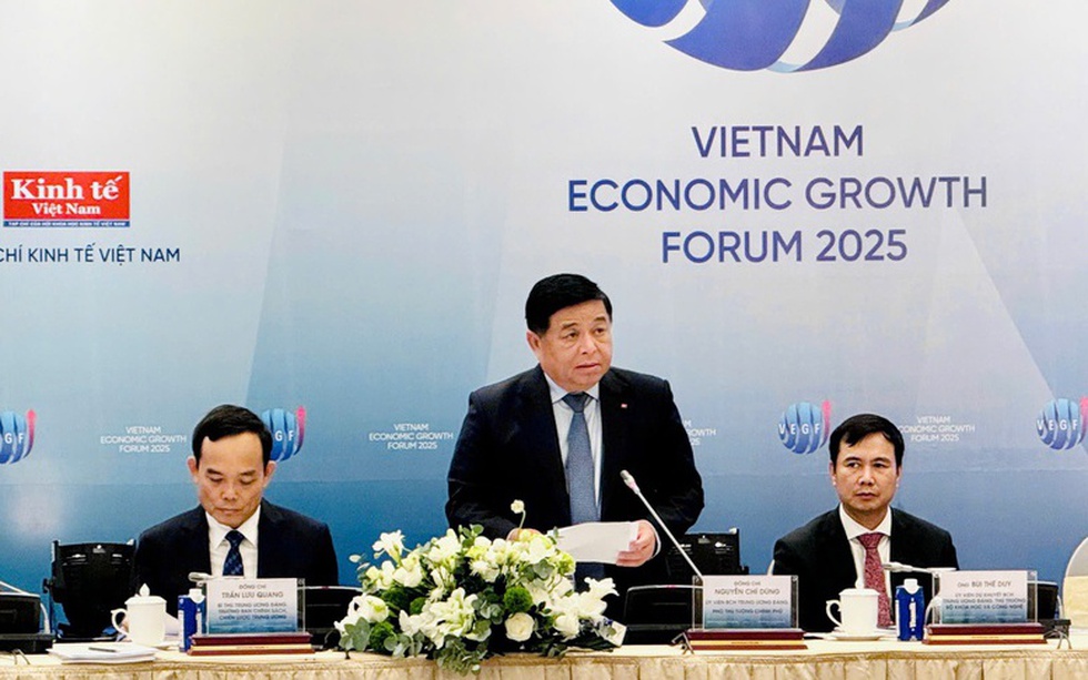 Phó Thủ tướng Nguyễn Chí Dũng luận bàn về giải pháp thúc đẩy tăng trưởng kinh tế cao và bền vững