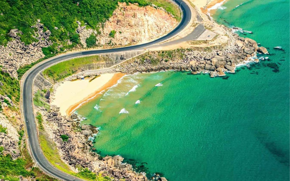 Việt Nam sắp có hơn 2.800km đường ven biển từ Bắc vào Nam