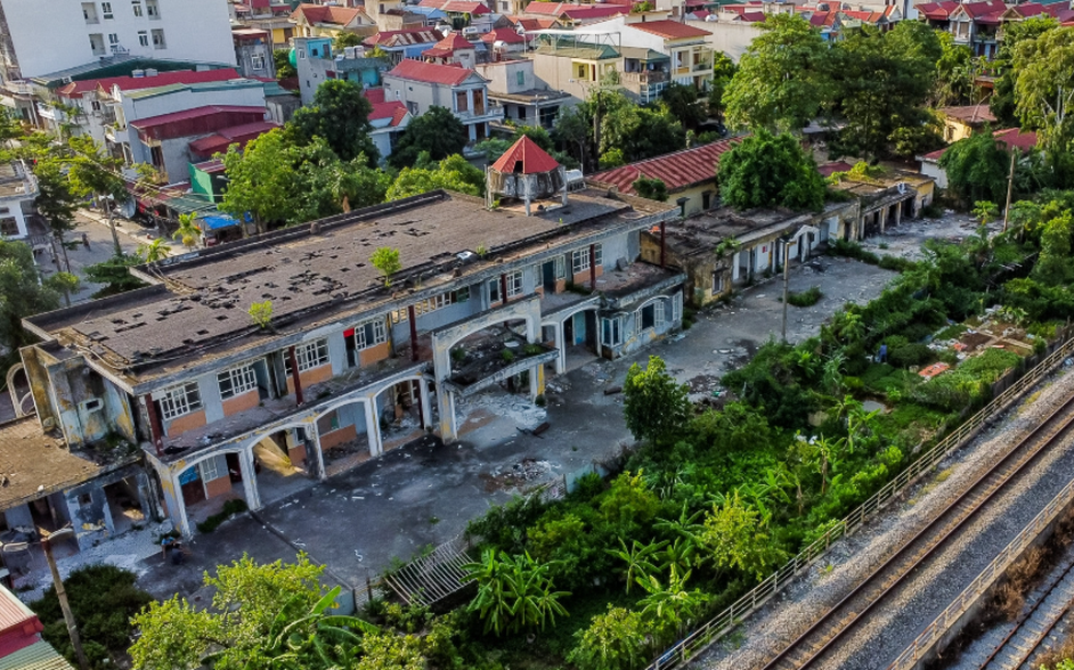 Cảnh hoang tàn tại đầu mối giao thông đường sắt quan trọng bậc nhất tỉnh Ninh Bình cách đây 100 năm