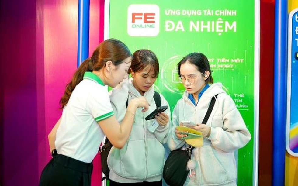FE CREDIT giữ vững vị thế dẫn đầu ngành tài chính tiêu dùng