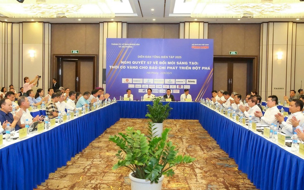 Diễn đàn Tổng Biên Tập 2025: Báo chí phải chủ động đổi mới và chuyển mình