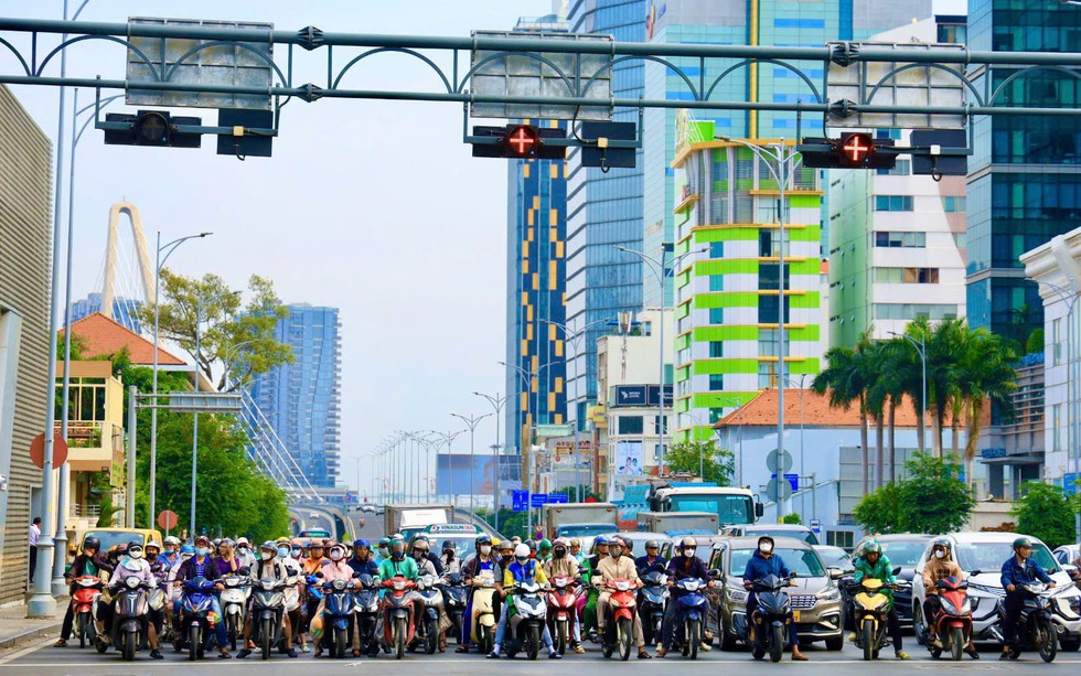 TP. HCM đề xuất thành lập tuyến vành đai hạn chế xe xăng, dầu vào trung tâm từ năm 2026