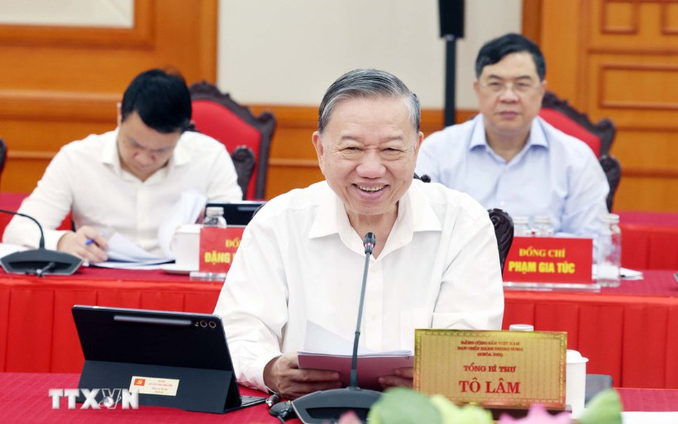 Bộ Chính trị làm việc với Ban Thường vụ Đảng ủy Quốc hội