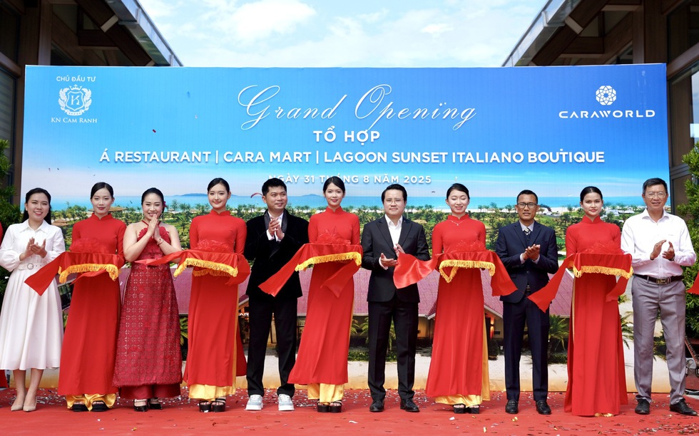 CaraWorld khai trương Tổ hợp ẩm thực và siêu thị