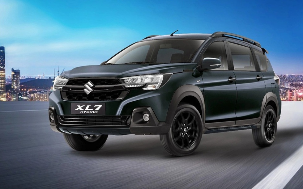 Lính mới của Suzuki tại thị trường Việt đen tuyền, hầm hố, 'ăn xăng' 5,9 lít/100 km, liệu có 'hạ gục' Xpander và Veloz?