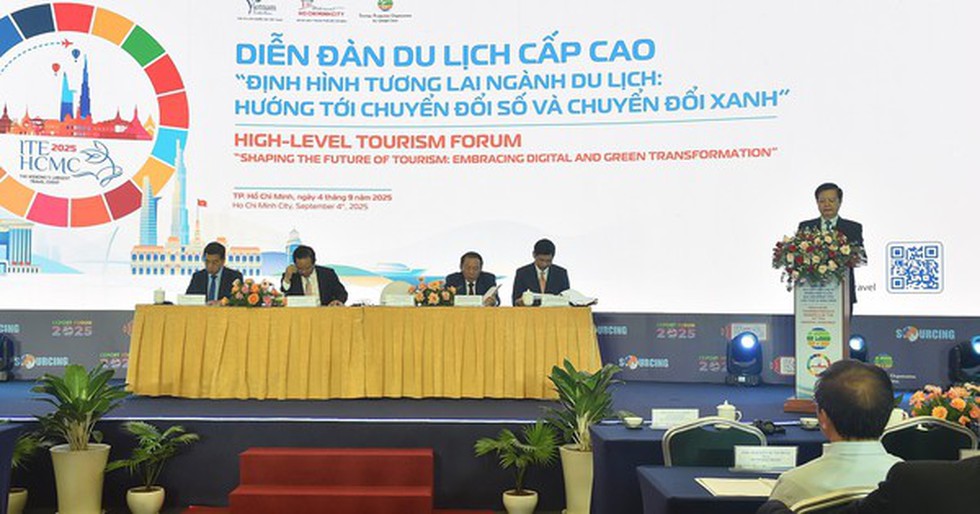 Chuyển đổi số và chuyển đổi xanh: "Chìa khóa vàng" phát triển du lịch bền vững