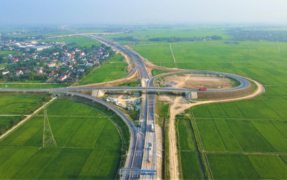 Chỉ đạo mới nhất của Chính phủ đối với 5 dự án cao tốc Bắc - Nam phía Đông hơn 49.000 tỷ