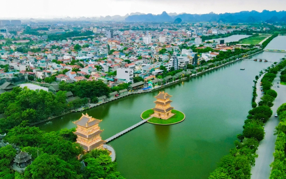 10 năm nữa, tỉnh sở hữu ‘vịnh Hạ Long trên cạn’ sẽ trở thành thành phố trực thuộc Trung ương