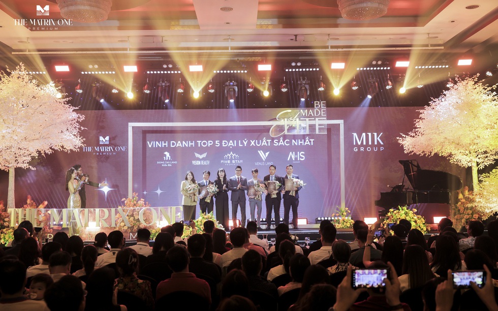 MIK GROUP tri ân khách hàng dự án The Matrix One Premium