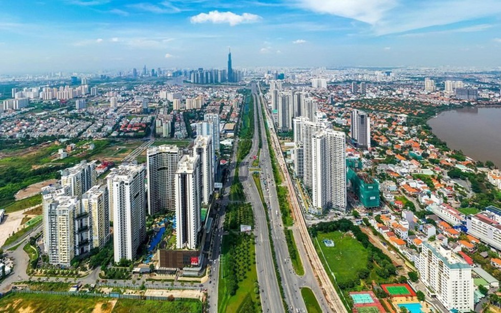 Thị trường bất động sản sôi động trong tháng 'cô hồn'
