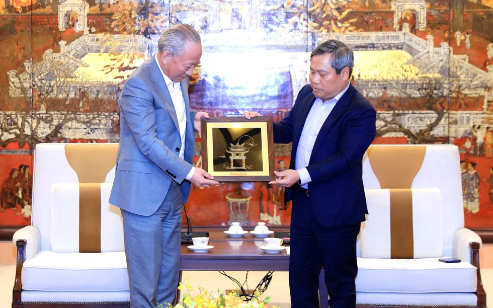 Gặp lãnh đạo Hà Nội, đối tác Trung Quốc của Vingroup cam kết triển khai loạt dự án đường sắt, cây cầu trọng điểm