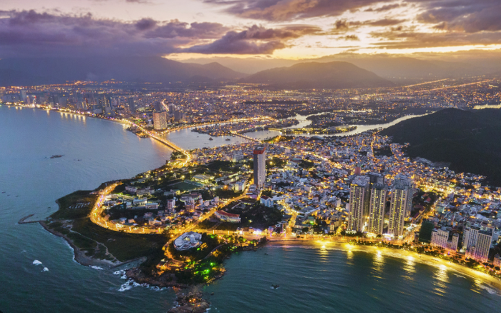 Tỉnh có đường bờ biển dài nhất Việt Nam phấn đấu 1 năm nữa cất cánh lên thành phố trực thuộc Trung ương