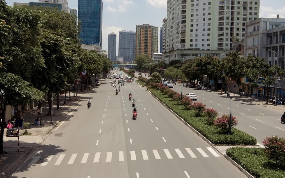 Số phận của dự án cao tầng ‘đắp chiếu’ hơn 10 năm trên tuyến đường đẹp nhất Việt Nam