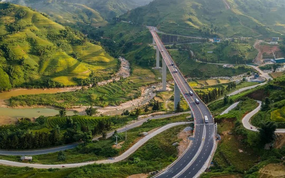 4 tháng nữa khởi công cao tốc 24.000 tỷ của miền Trung: Hình thành trục giao thông liên thông từ Hà Nội đến Lào