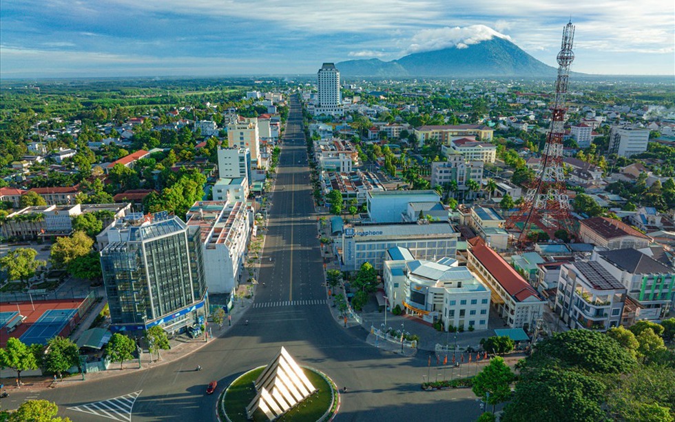 Tỉnh giáp biên giới Campuchia ưu tiên triển khai loạt công trình trọng điểm với mức vốn hàng trăm nghìn tỷ
