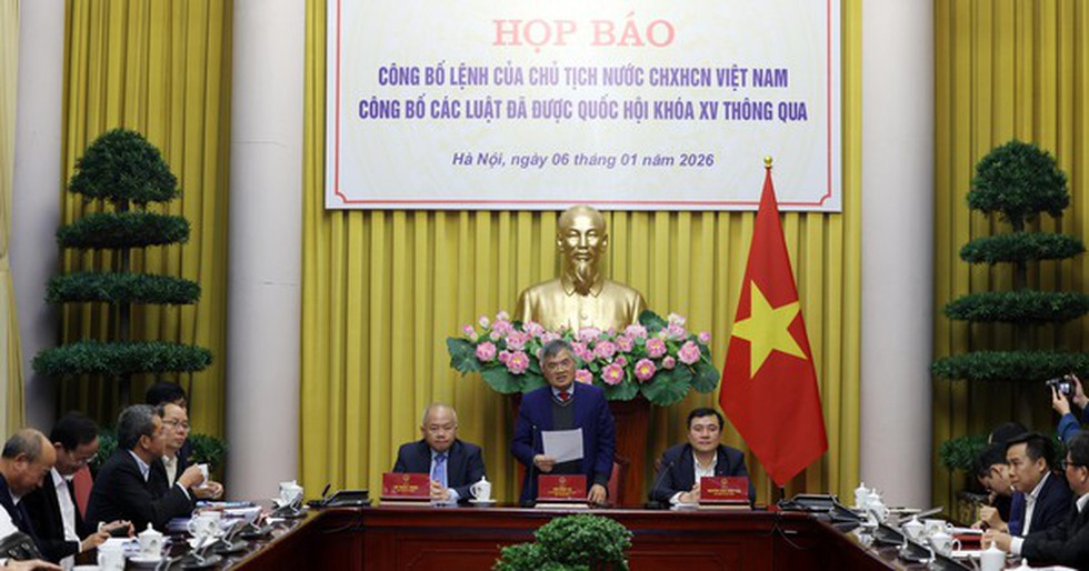 Công bố Lệnh của Chủ tịch nước về 12 luật liên quan lĩnh vực kinh tế với nhiều điểm mới