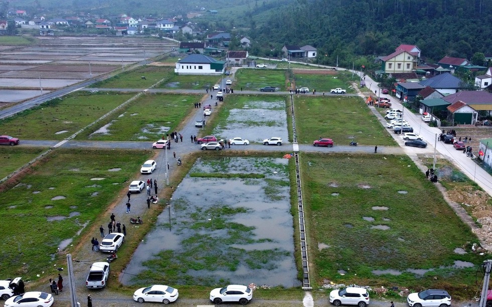 Đất đấu giá một xã ở Nghệ An 'nóng' bất thường sau thông tin đề xuất đầu tư KCN 800ha