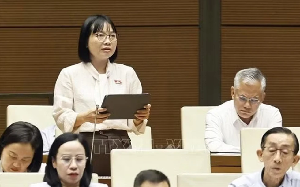 Kỳ họp thứ hai, Quốc hội khóa XVI: Hoàn thiện chính sách nhà ở để người dân dễ tiếp cận hơn