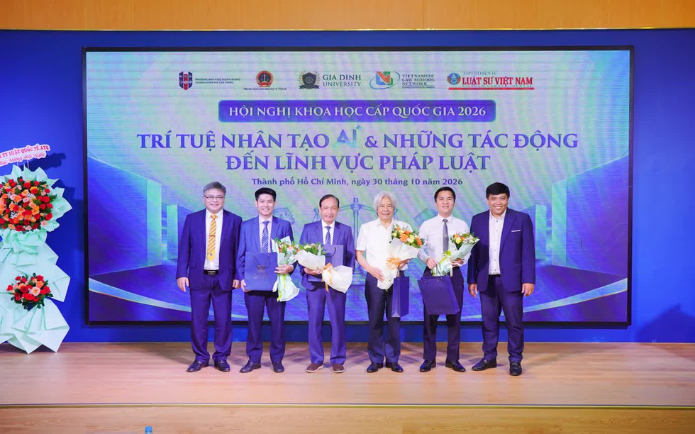 Ứng dụng AI: Ranh giới giữa đổi mới và kiểm soát rủi ro