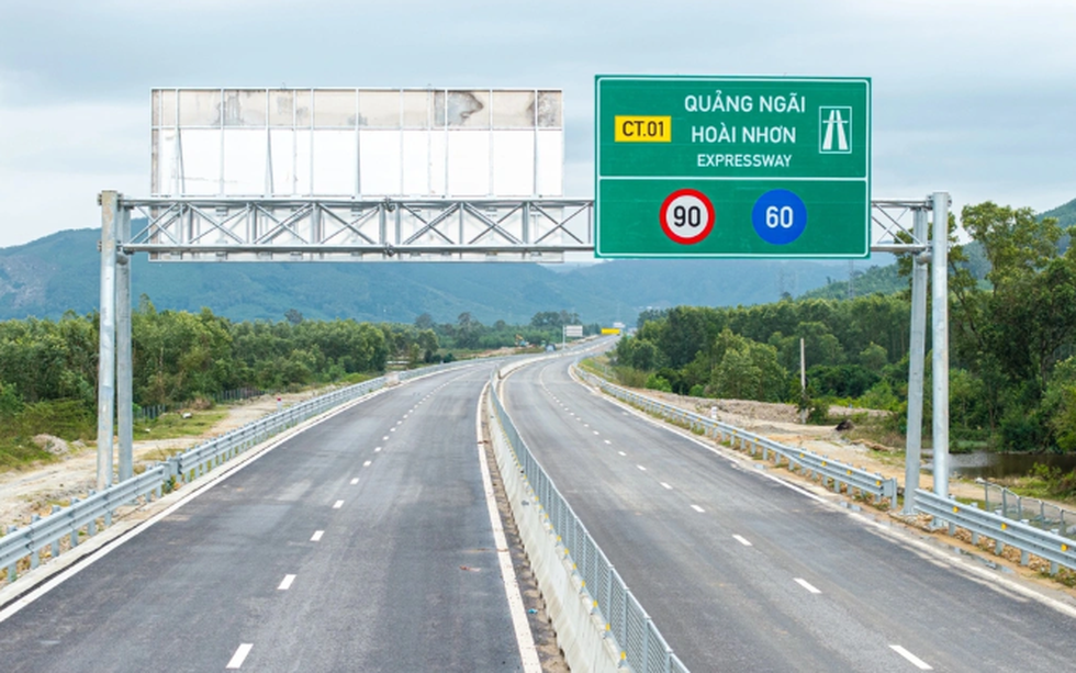 Hôm nay, chính thức vận hành cao tốc 20.400 tỷ với 3 hầm xuyên núi: Giảm tải cho quốc lộ dài nhất Việt Nam