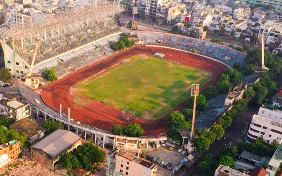 Sắp xóa sổ sân vận động 28.000 chỗ ngồi từng là chảo lửa của thành phố đáng sống nhất Việt Nam