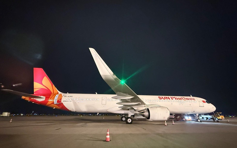 Trước đêm Giao thừa, hãng hàng không mới nhất của Việt Nam đón chiếc máy bay thứ 8