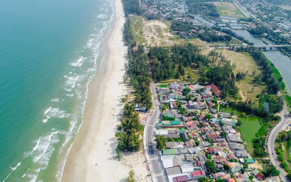 Sắp mở phố đi bộ dài 800m tại bãi biển đẹp nhất Quảng Ngãi