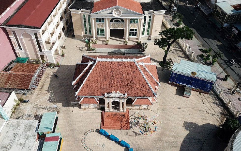 Dinh thự 8 mái đặc biệt của công tử ăn chơi khét tiếng miền Tây: Kiến trúc mang đậm dấu ấn châu Âu