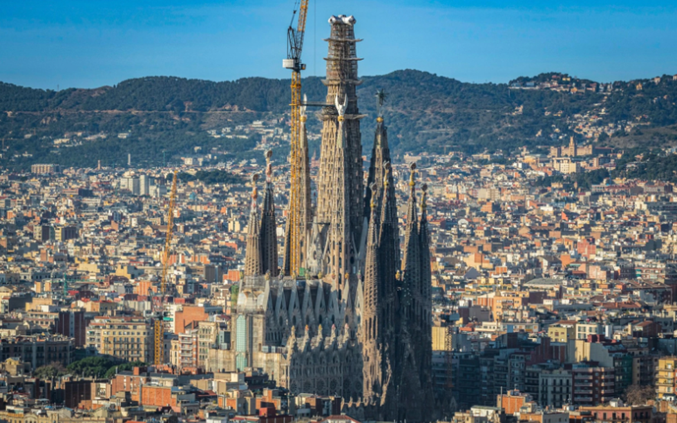 Sắp hoàn thành nhà thờ ‘chọc trời’ 173m cao nhất thế giới sau 144 năm xây dựng