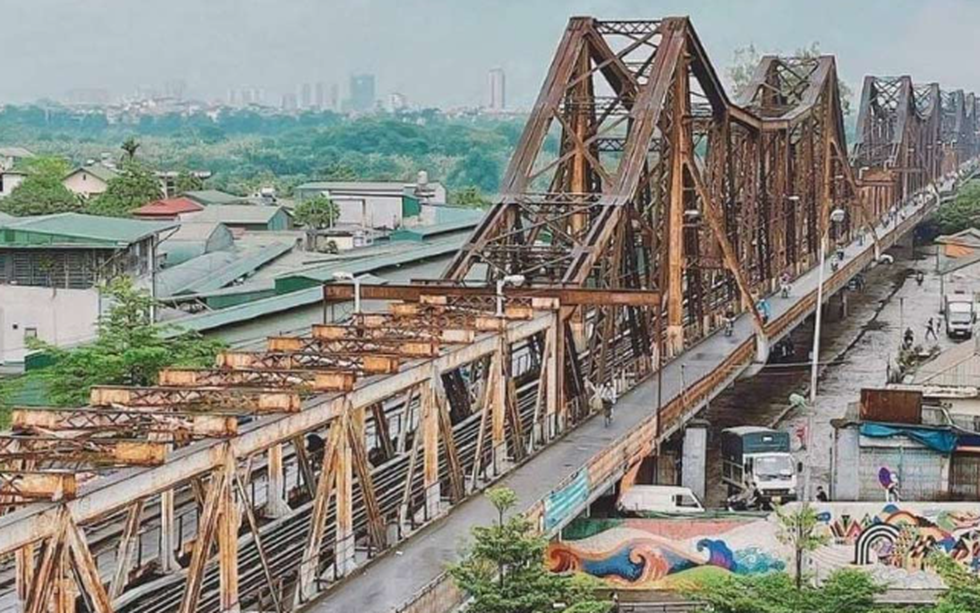 Một nhịp cây cầu thép có tuổi đời lớn nhất Việt Nam gặp sự cố