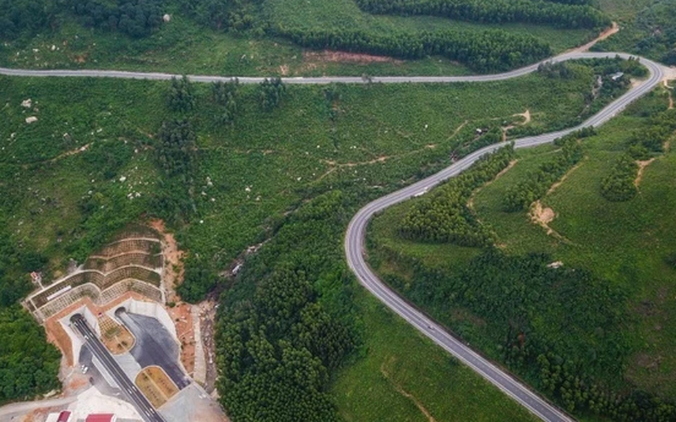 Hầm đường bộ dài thứ 3 Việt Nam, rút ngắn thời gian qua con đèo hiểm trở chỉ còn 6 phút sắp được ‘lên đời’